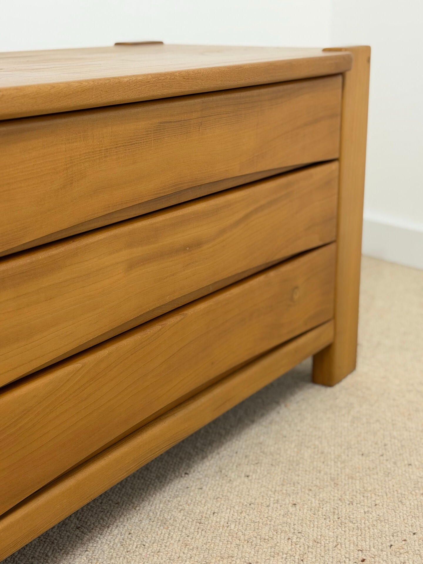 Commode vintage en orme – années 70