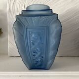 Art Deco vase in blue frosted glass 19 cm