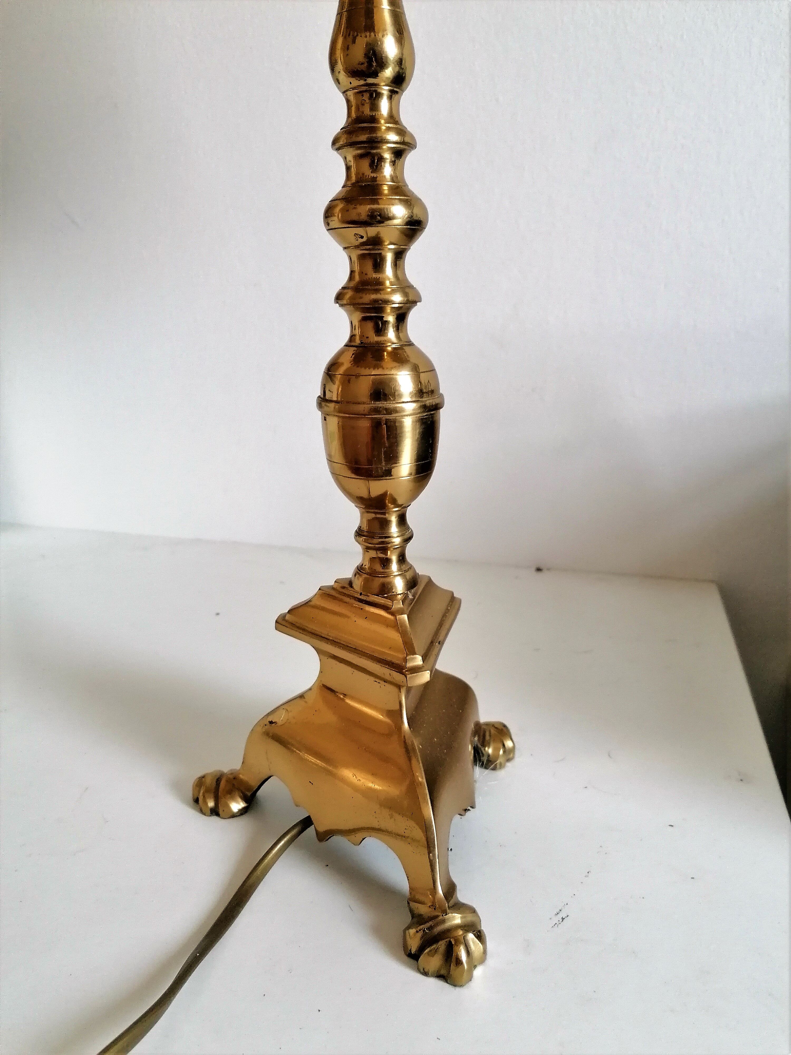 Lamp foot bronze tripod candle holder style