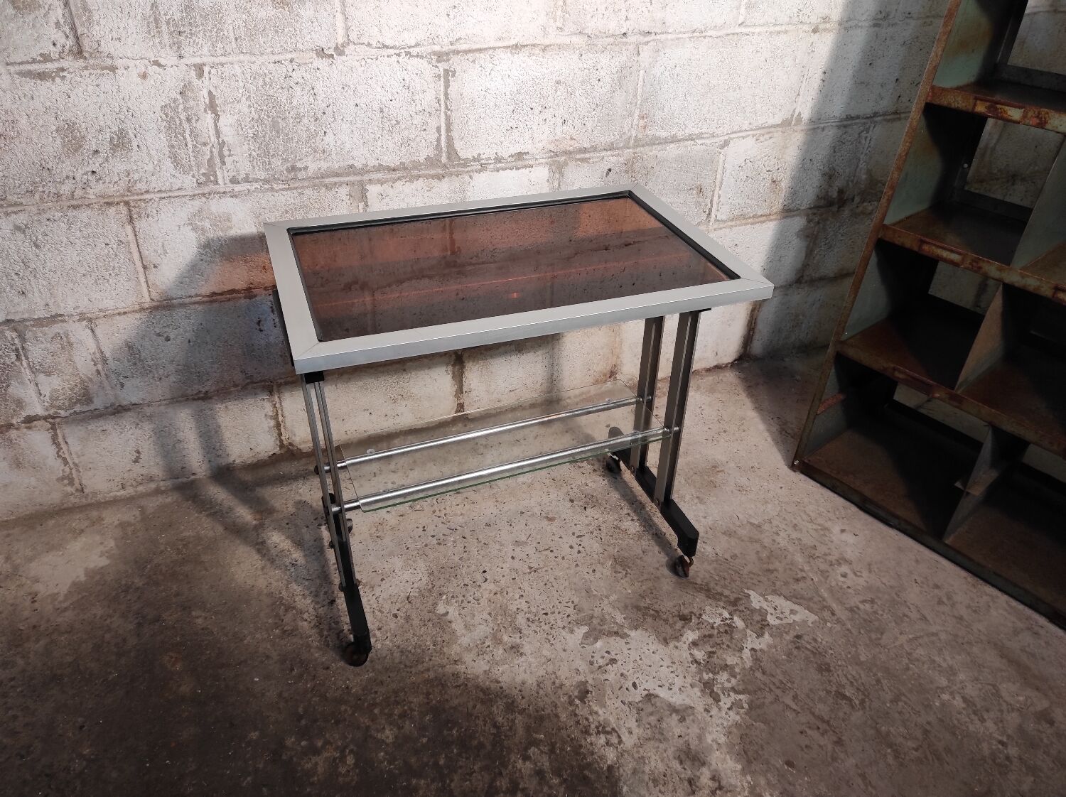 1970 glass and metal service