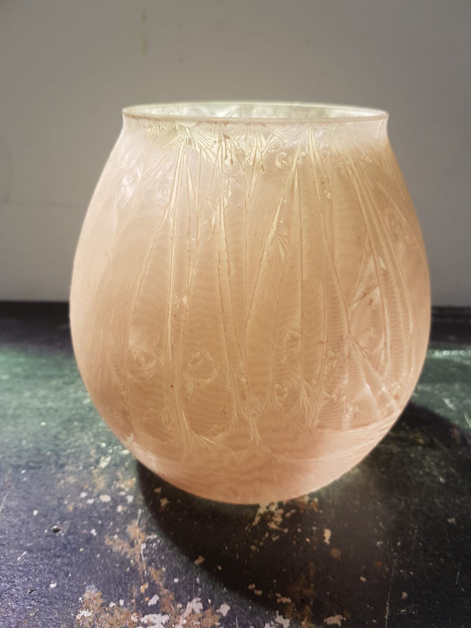 Old vase crystallry art st val glass rose decoration vintage