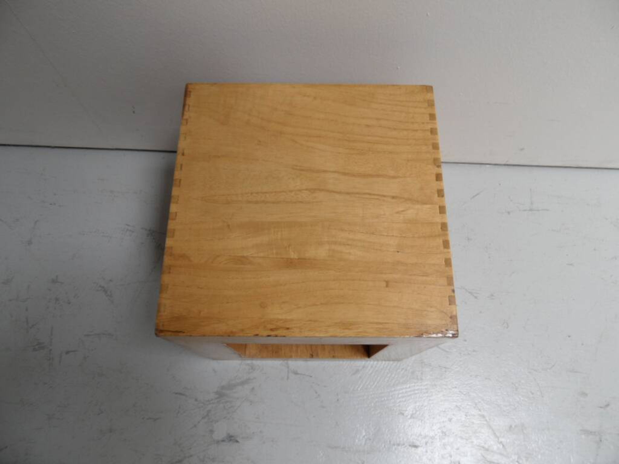 Tables basses cubiques, années 1960