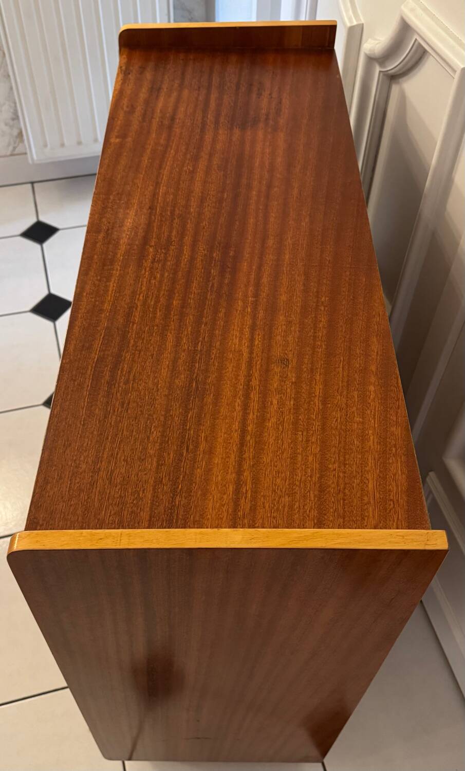 Vintage shoe cabinet with compass legs