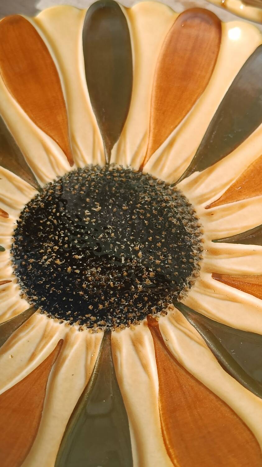 Sunflower bowls from Gien