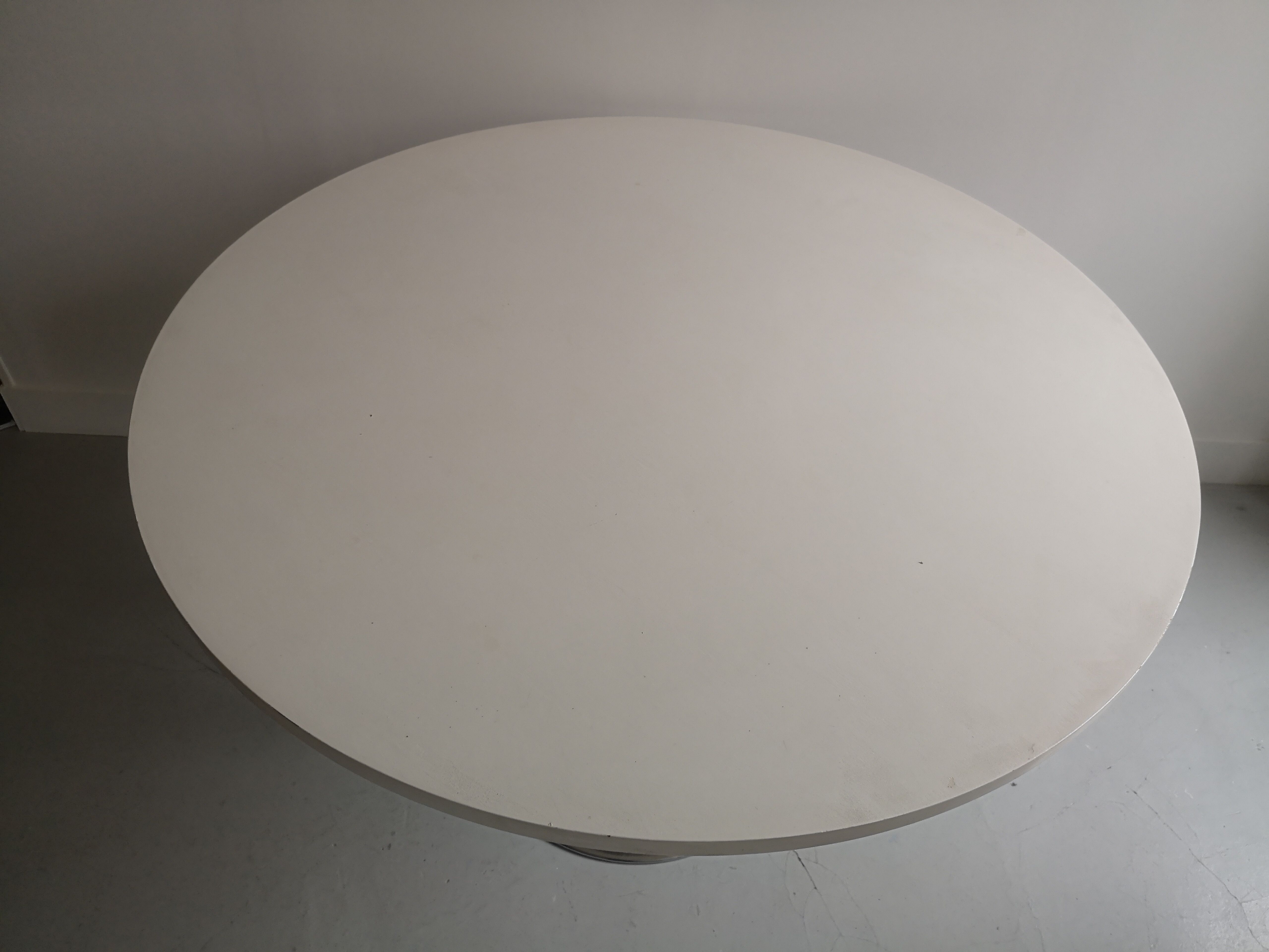 white tulip dining table