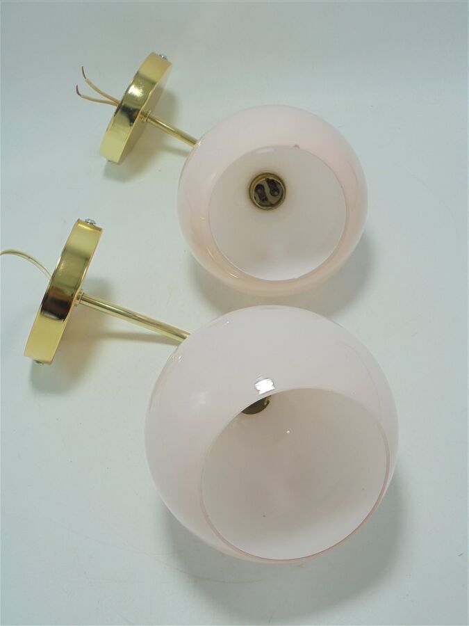 Pair of wall sconces