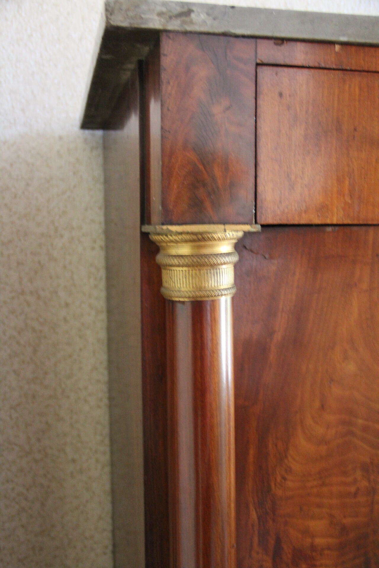 Mahogany cabinet of empire period, early XIX °
