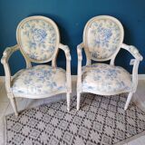Pair of convertible armchairs