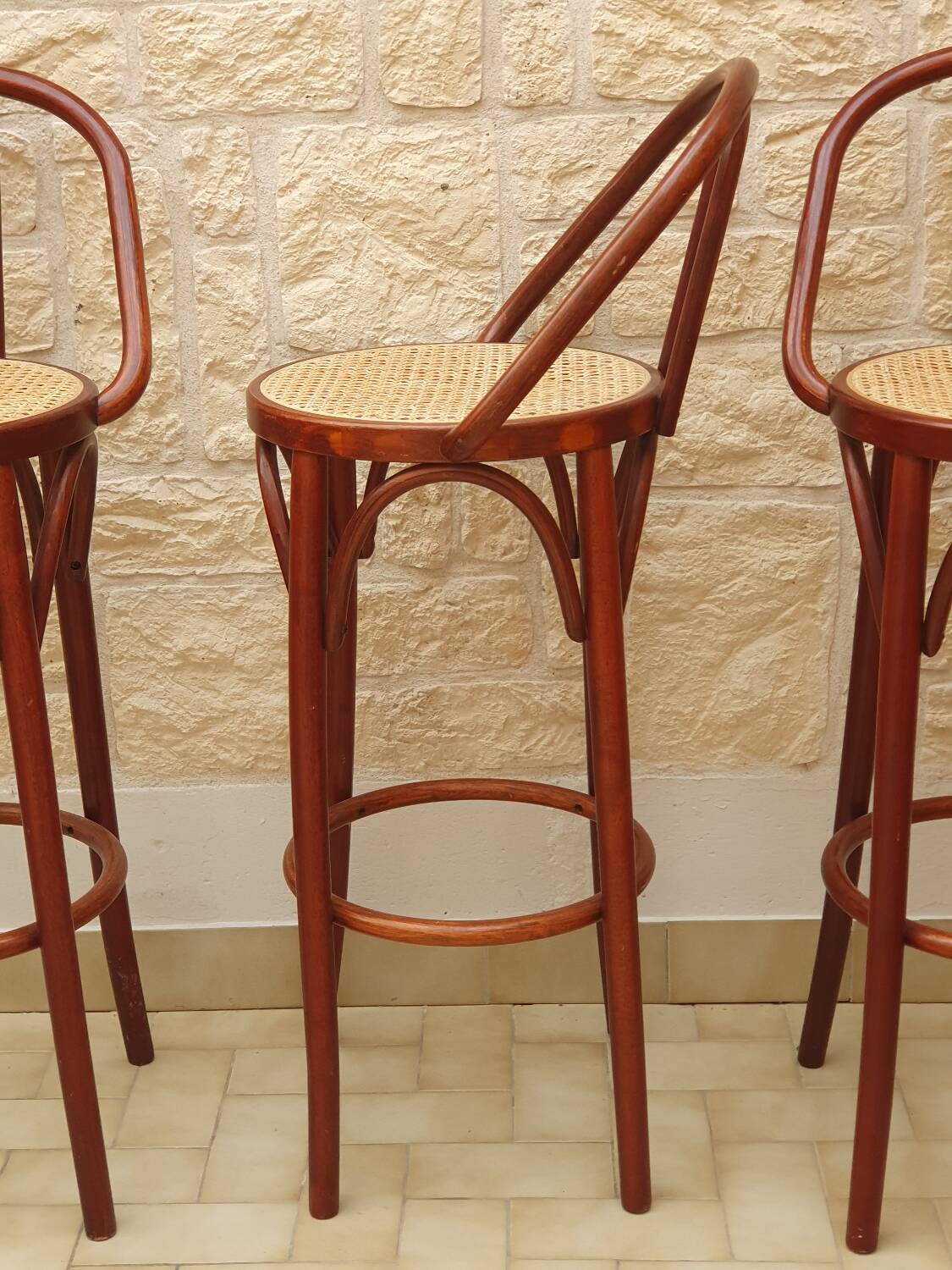 bar stool