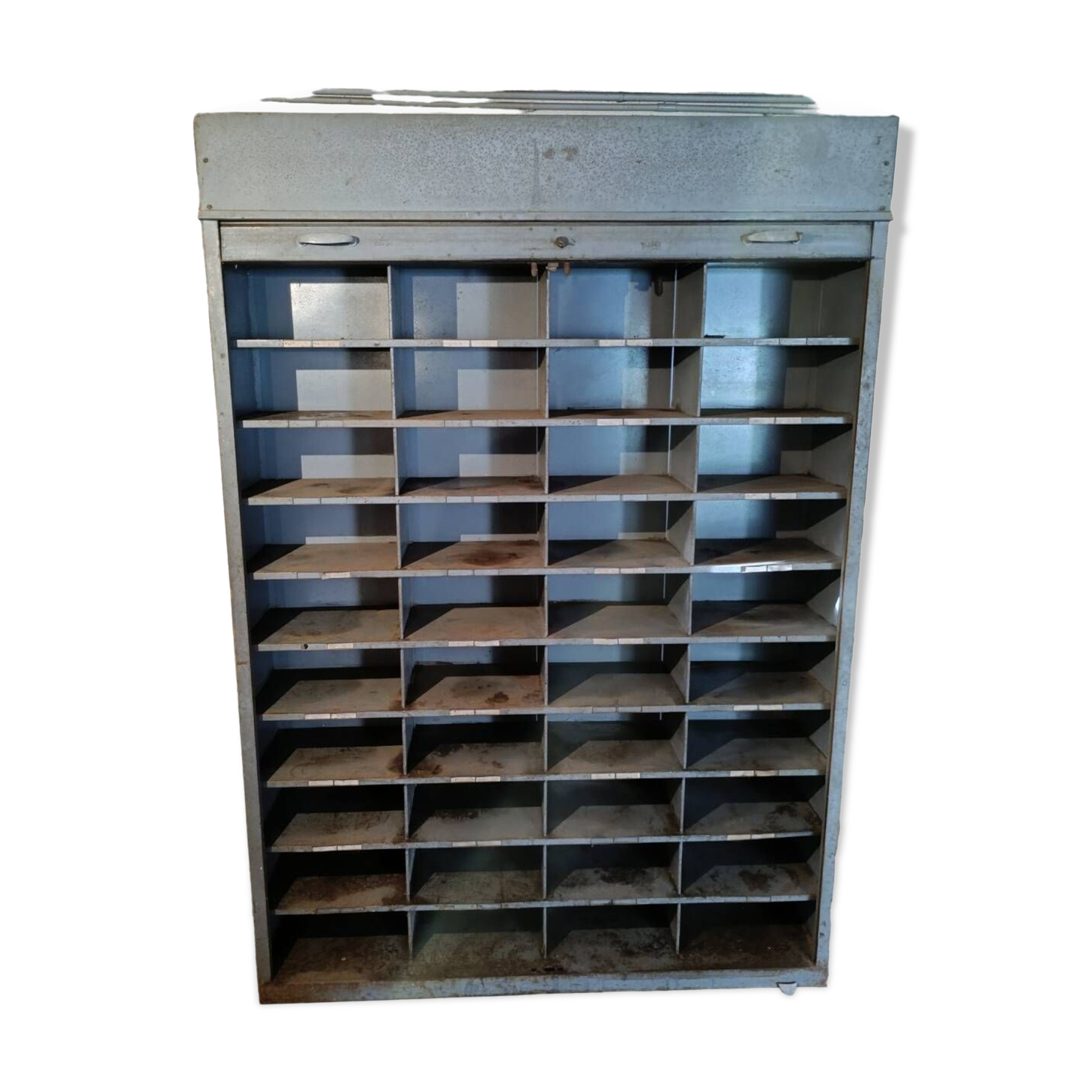 Industrial metal cabinet