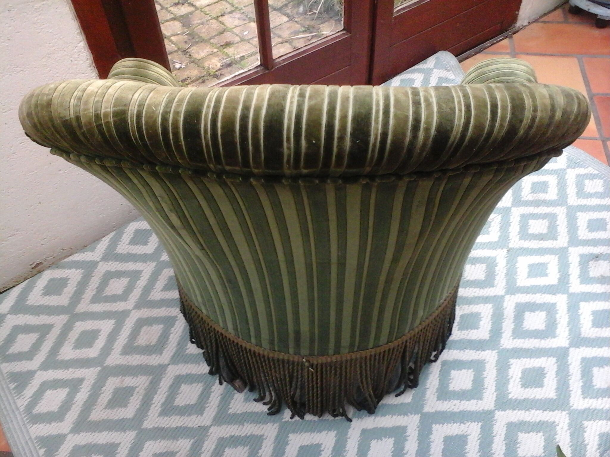 Fauteuil crapaud velours côtelé vert