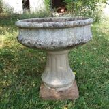 Grandon Fres free-standing basin planter