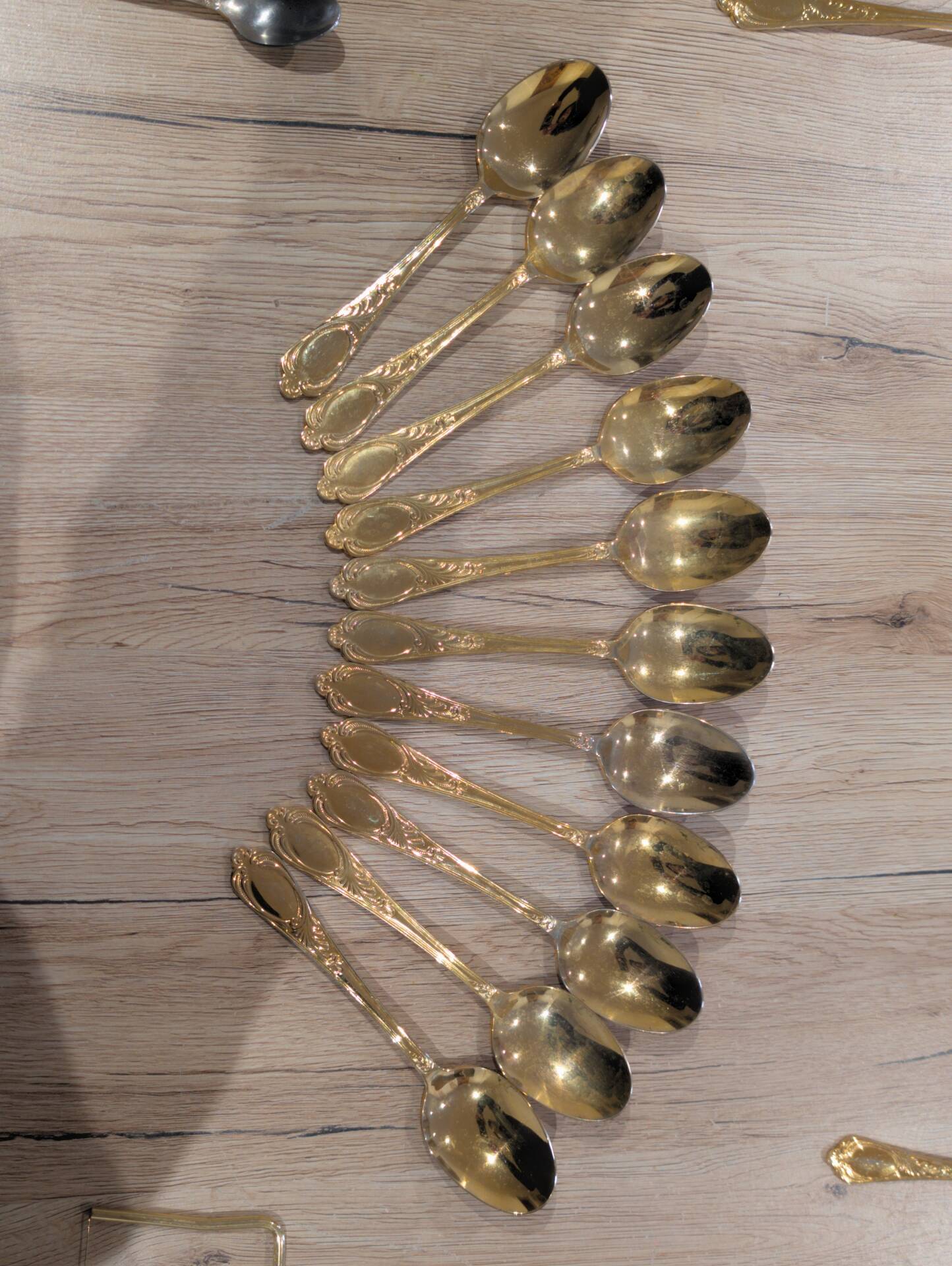 Luxury Cutlery Set Solingen SBS Gold Plated with 23/24 Carats - 70 Pieces