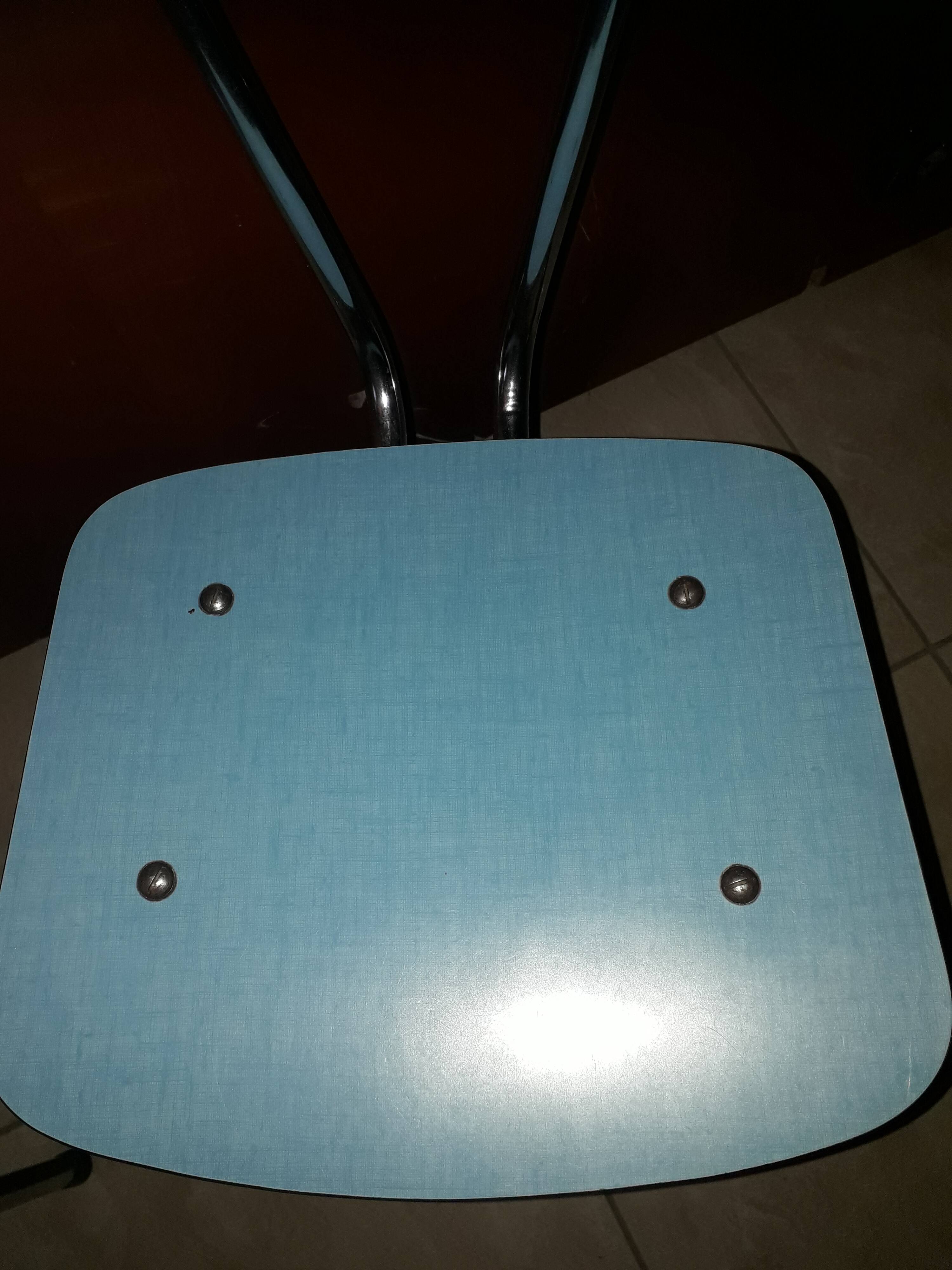 Paire de chaises en formica bleu pastel vintage