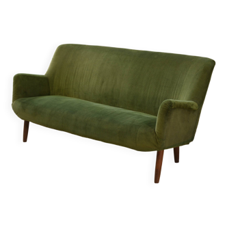 Green velvet canapé 1960s