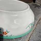 Flat earthenware bowl