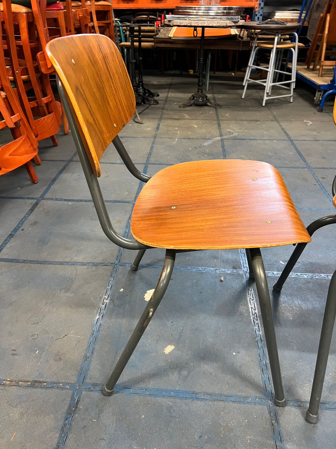 Pair of Kho Liang chairs, édition Car Katwijk