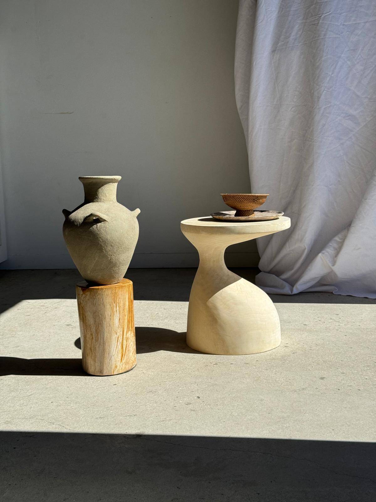 Petrified wood catchall or dish, grey with black rim, D29.5x25.5 -3321