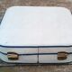 Valise en carton des années 60