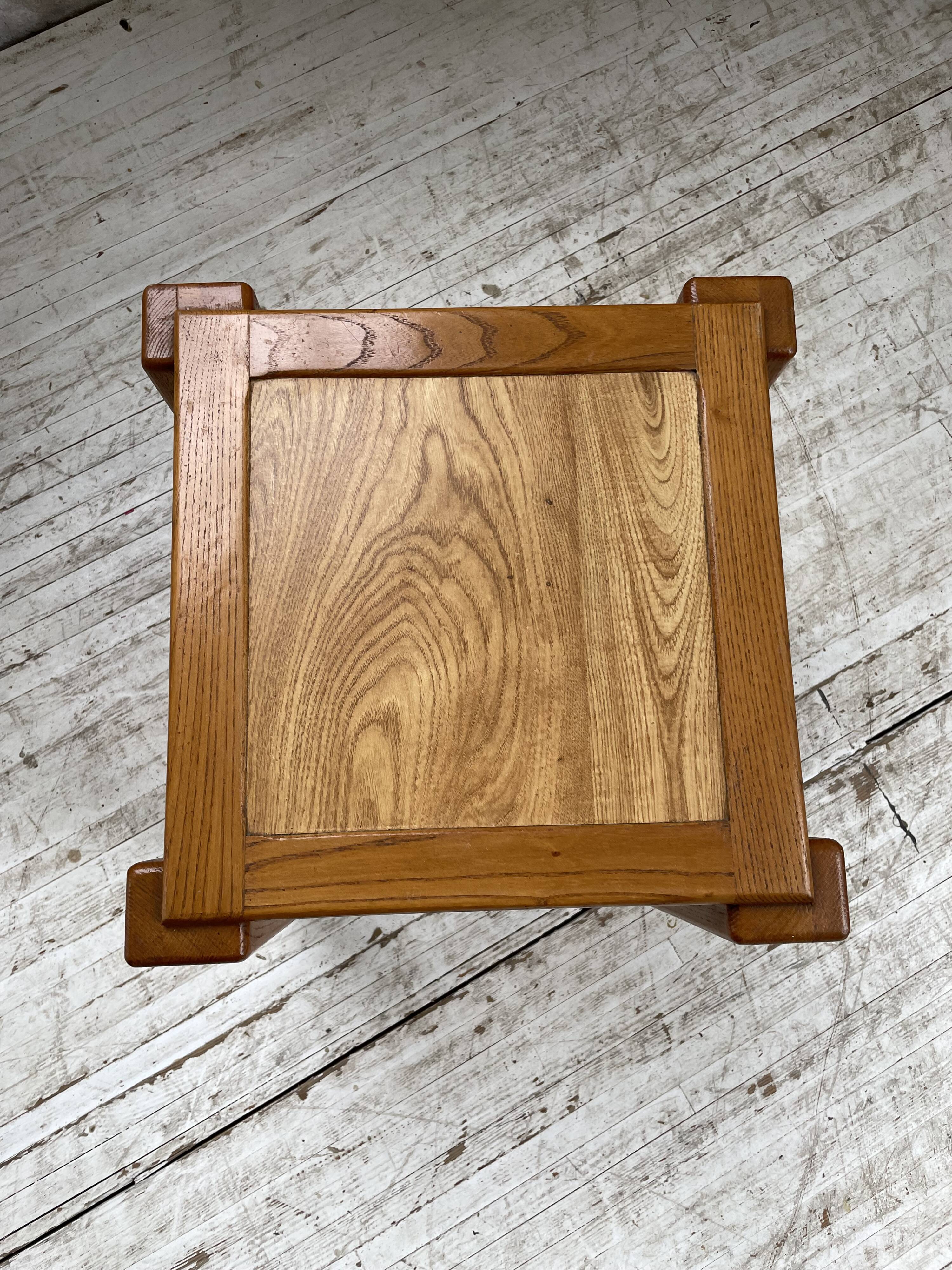 Solid elm stool Maison Regain