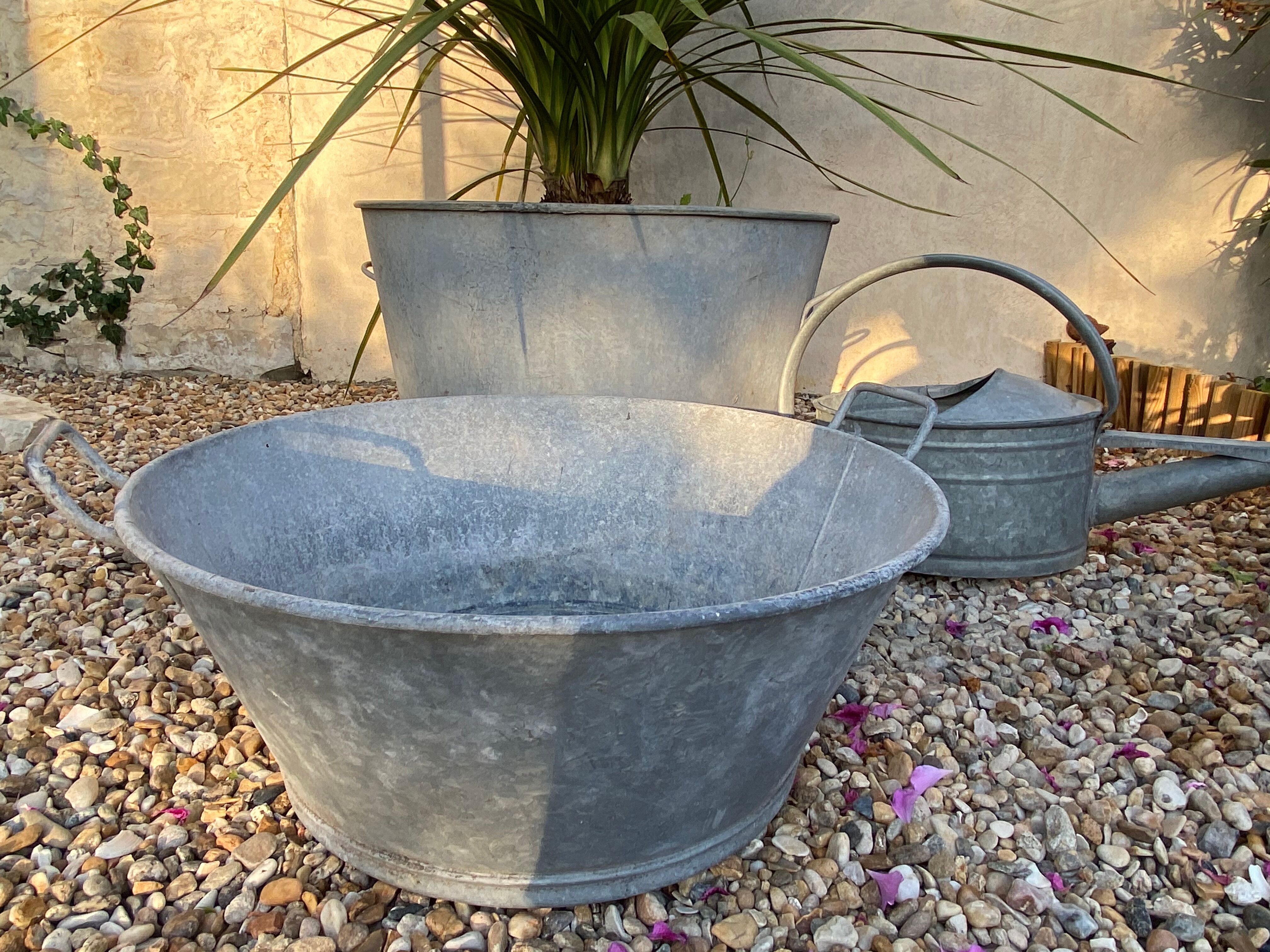 Bassine en zinc
