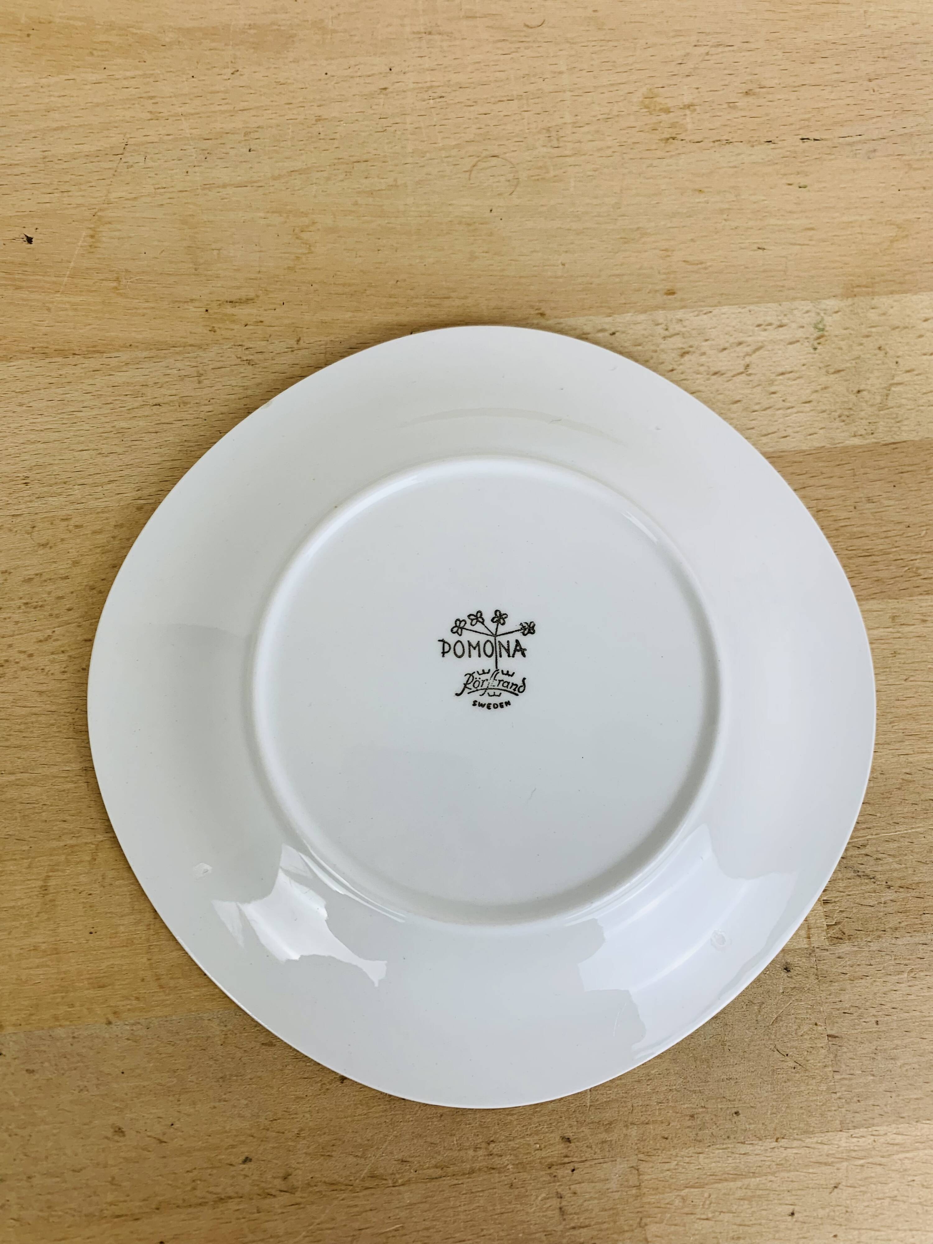 Pomona dessert plate by Marianne Westman for Rörstrand Sweden