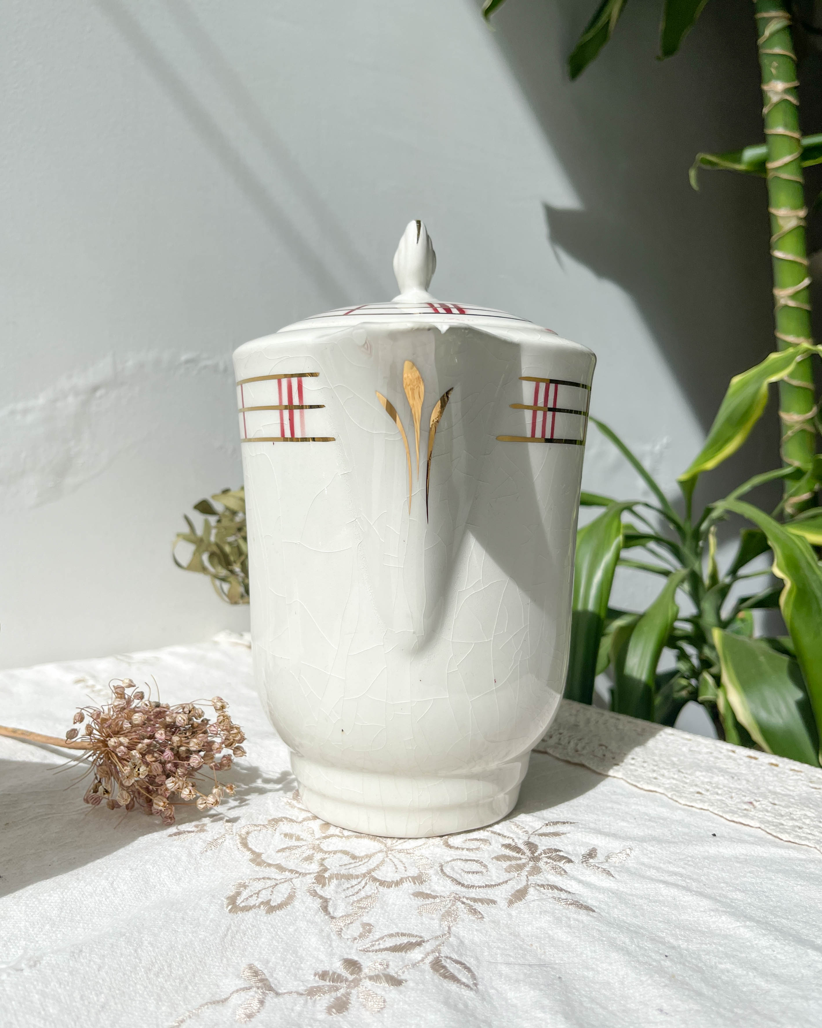 Vintage tea set in white porcelain with stripes, Moulin des Loups orcerame model "Richelieu"