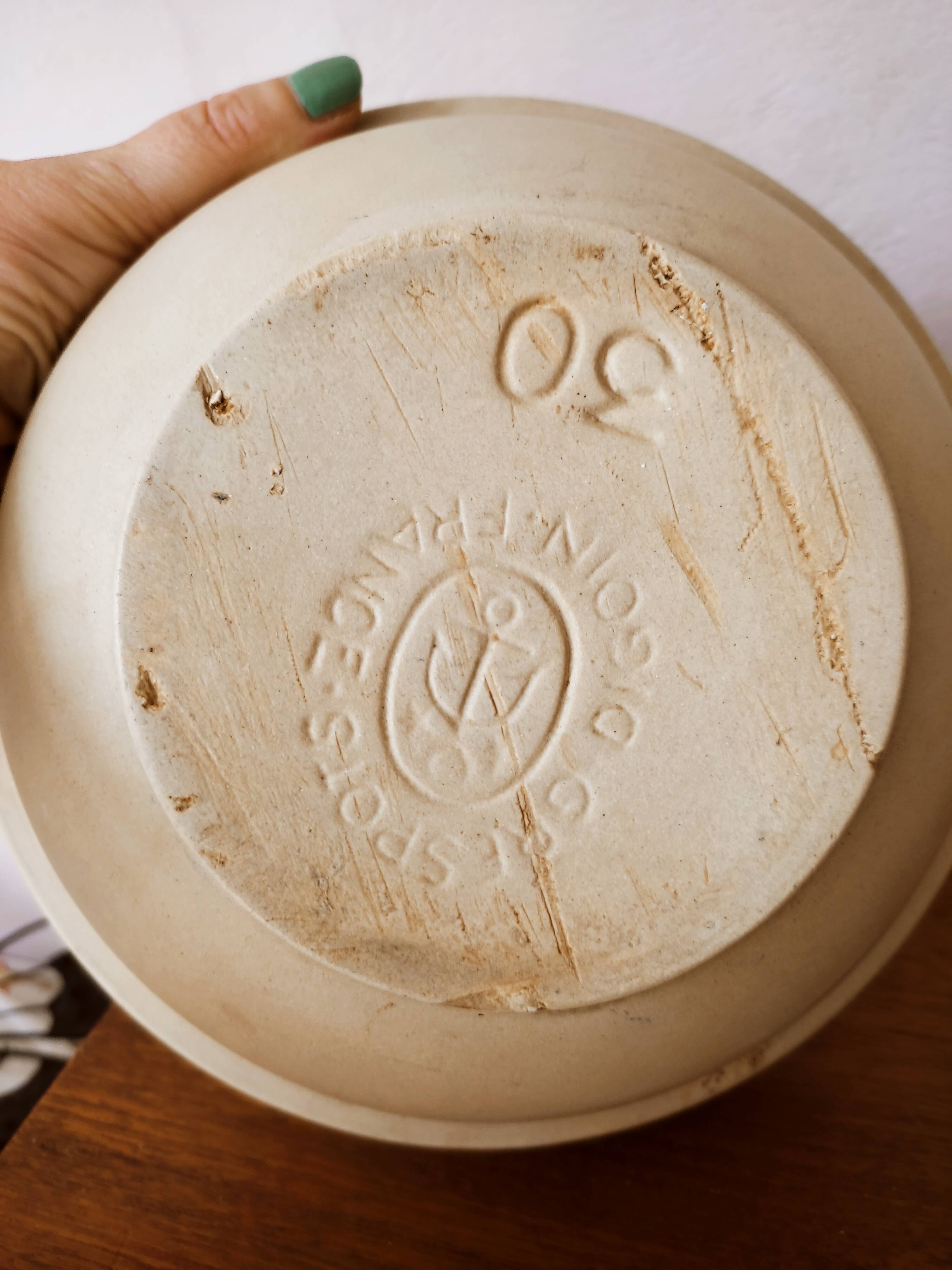 Duo of salad bowls in beige sandstone Digoin