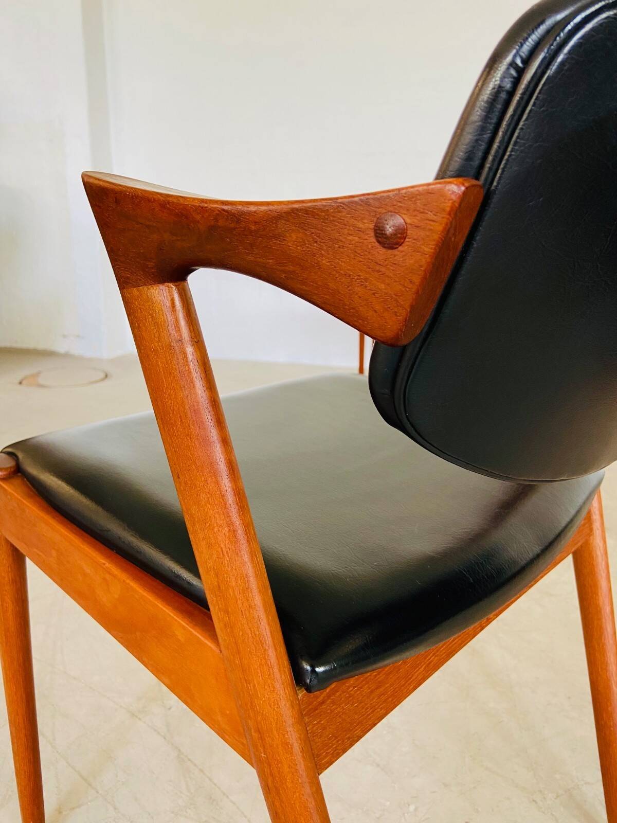 Danish vintage Kai Kristiansen model 42 chairs for Schou Andersens Møbelabrik
