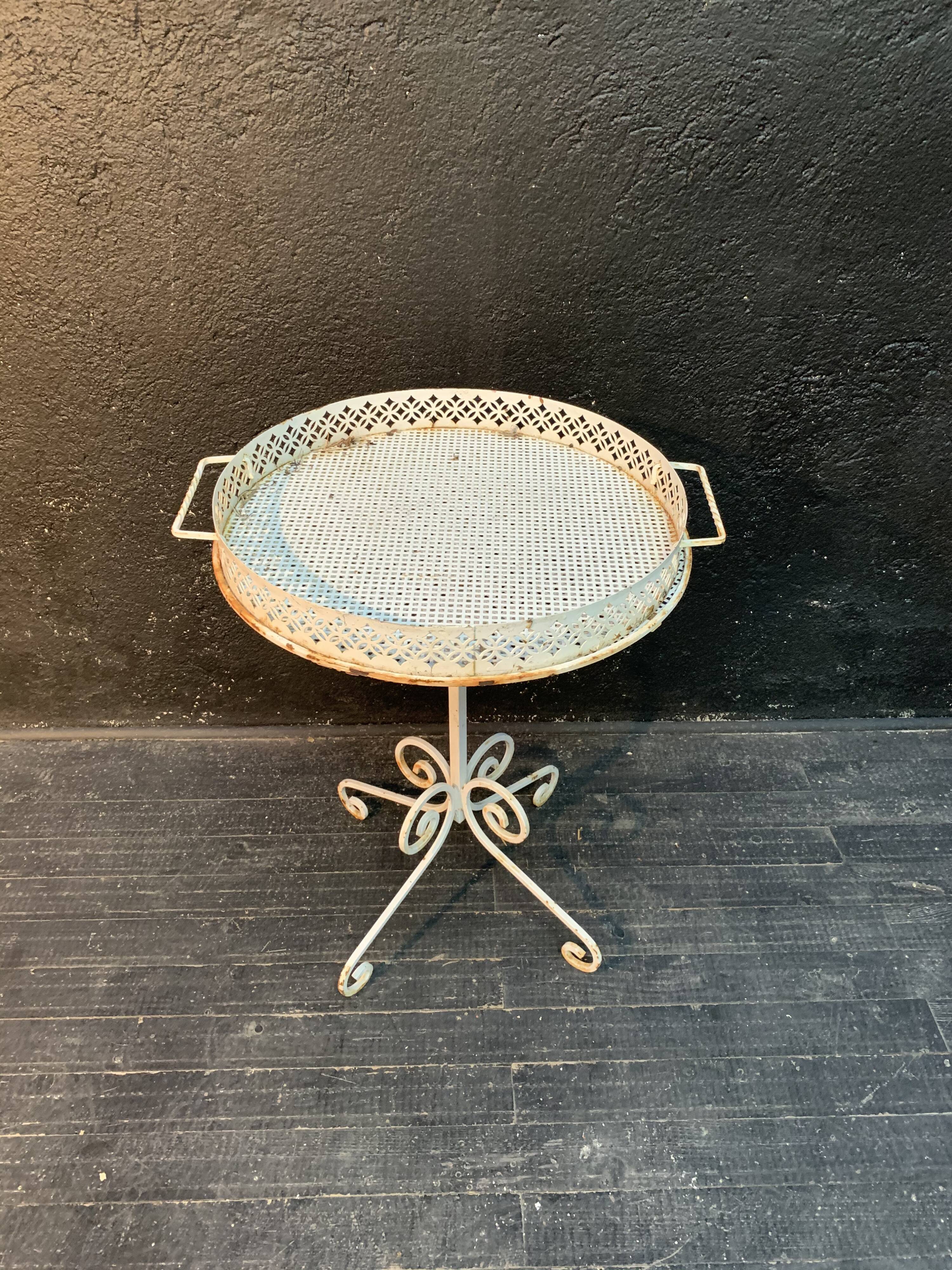 Outdoor extra table