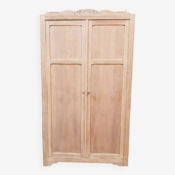 Armoire vintage