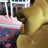 Toad armchair in tufted velvet