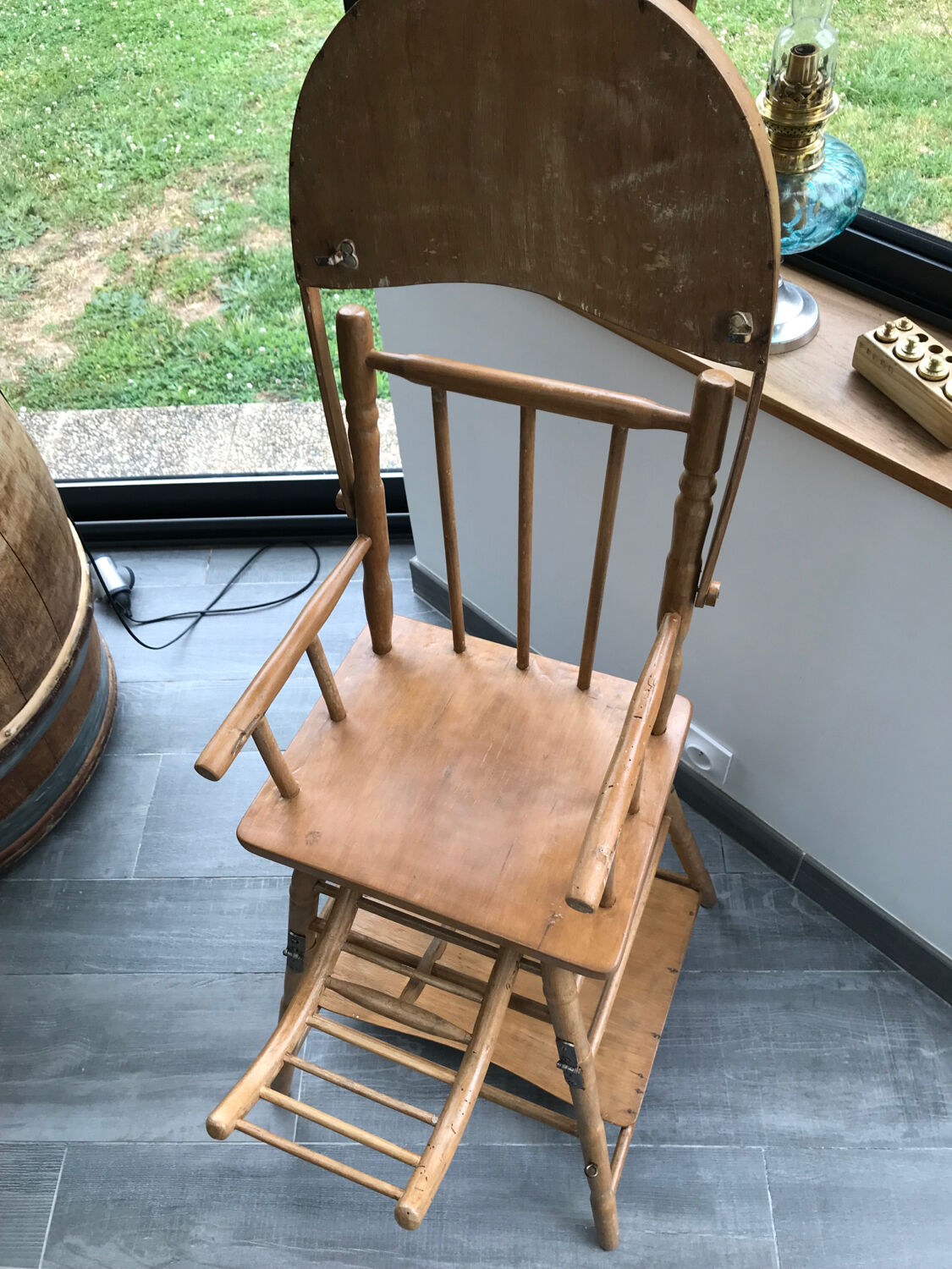 Wooden high chair for baby - Vintage