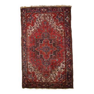 Tapis Heriz Antique du Moyen-Orient, Années 1950, Élégance Traditionnelle