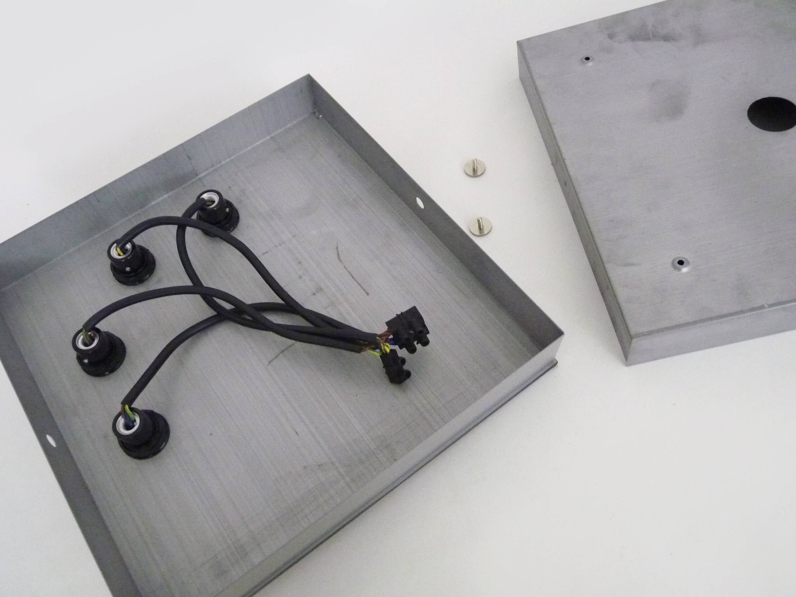 Vintage smoked mirror ceiling light with 4 bulbs, stainless steel structure and mirror.