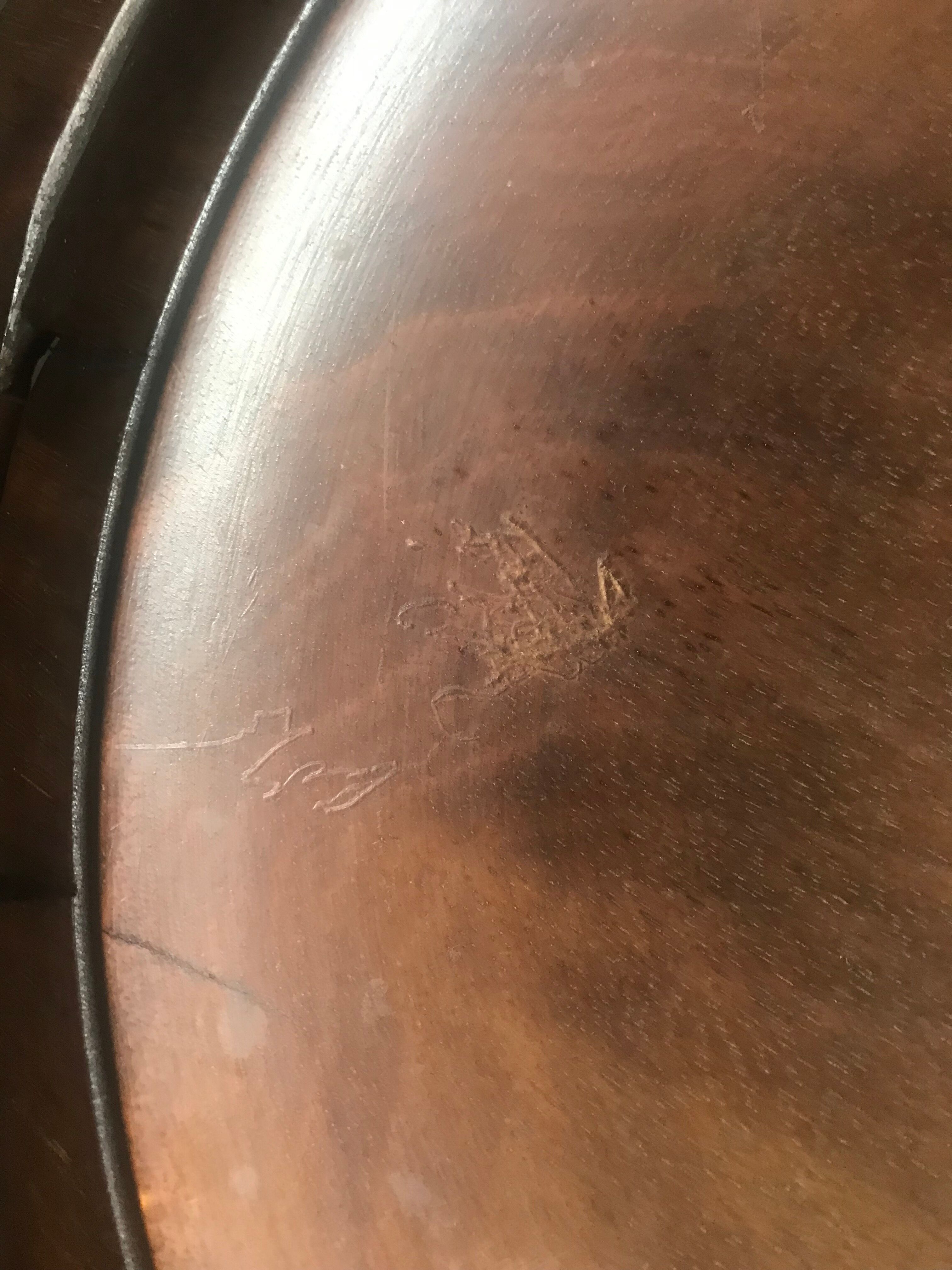Carved wood top signed A.Hoedts