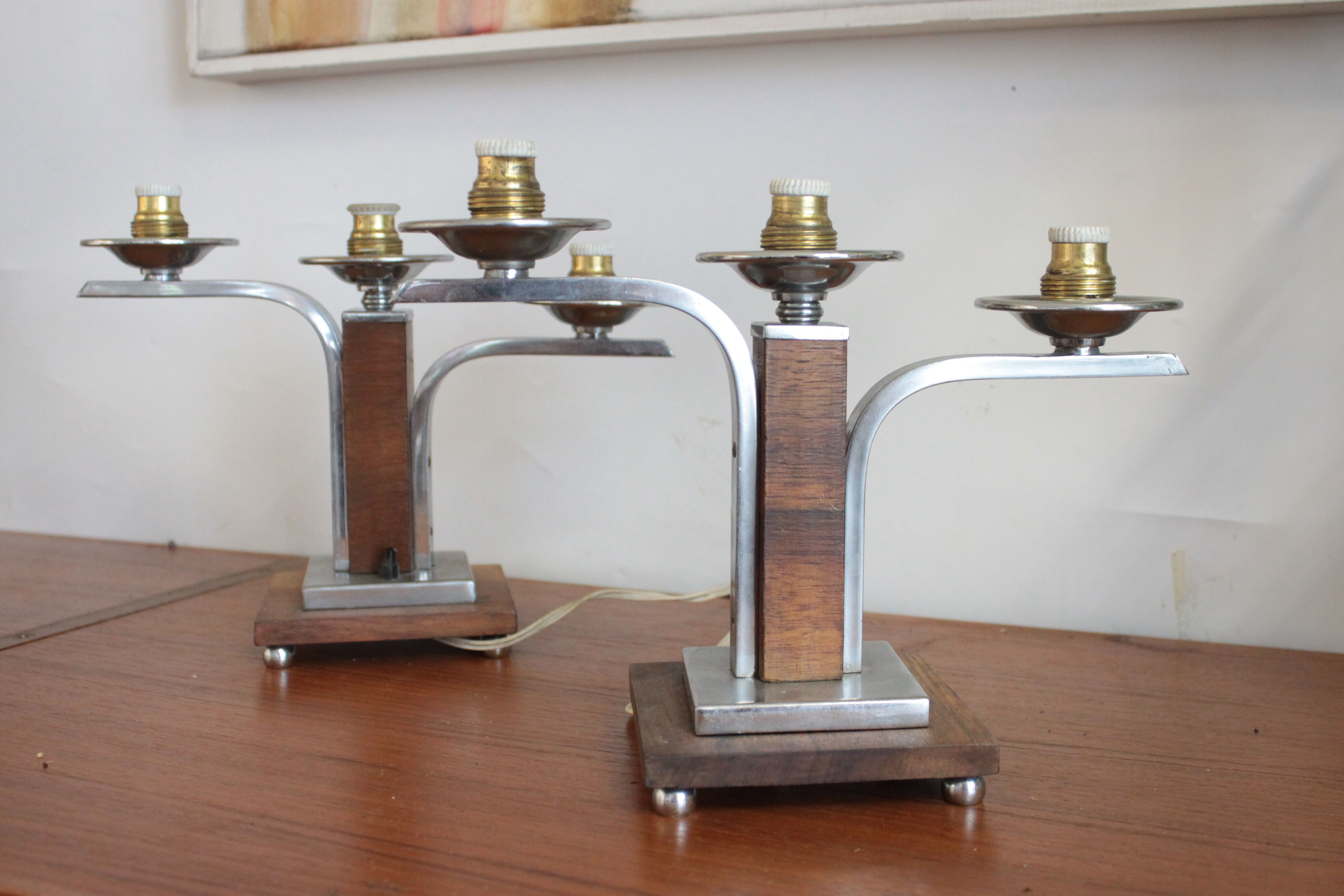 Pair of Art Deco rosewood chandelier table lamp