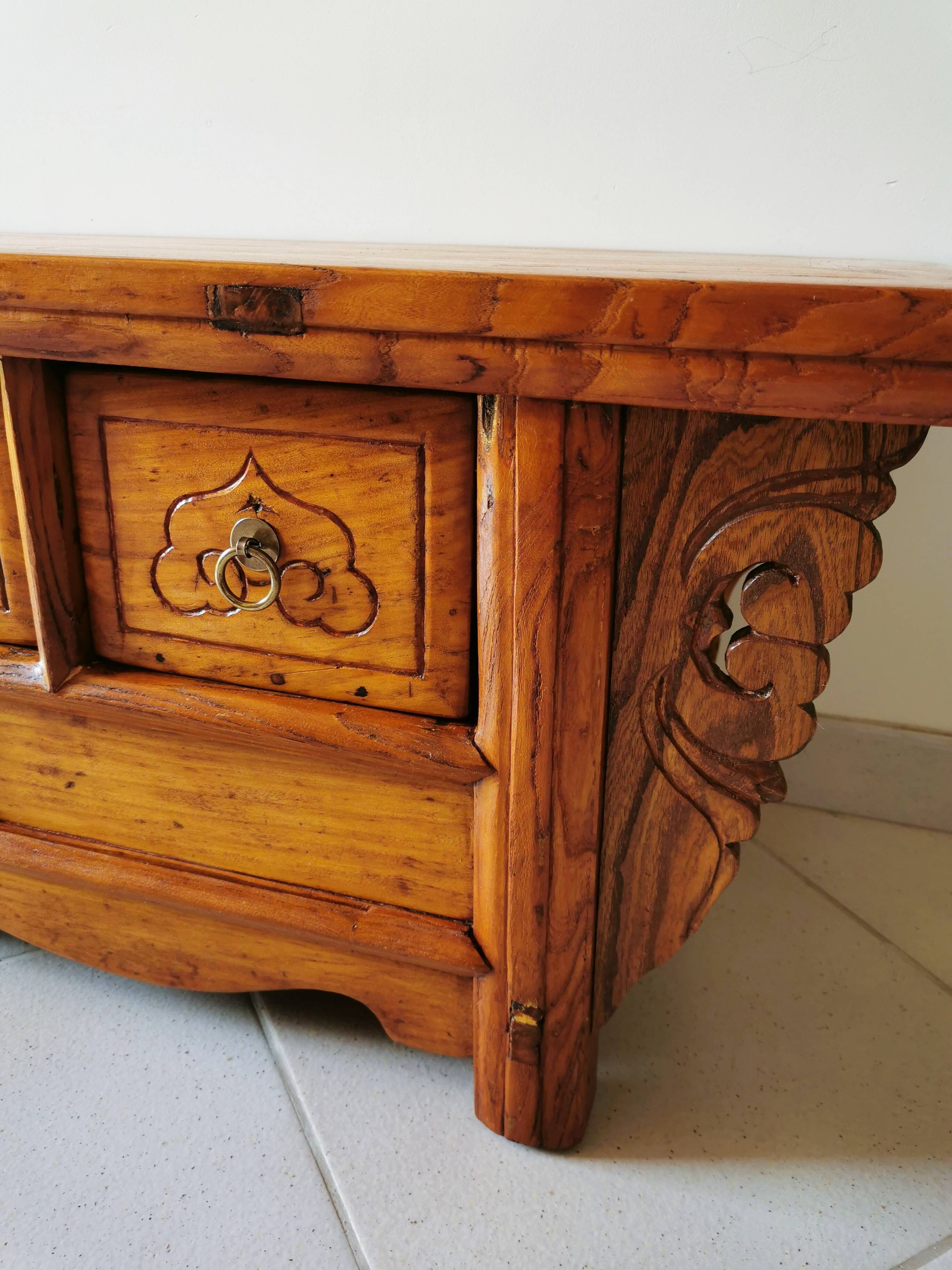 Balinese Indonesian bank