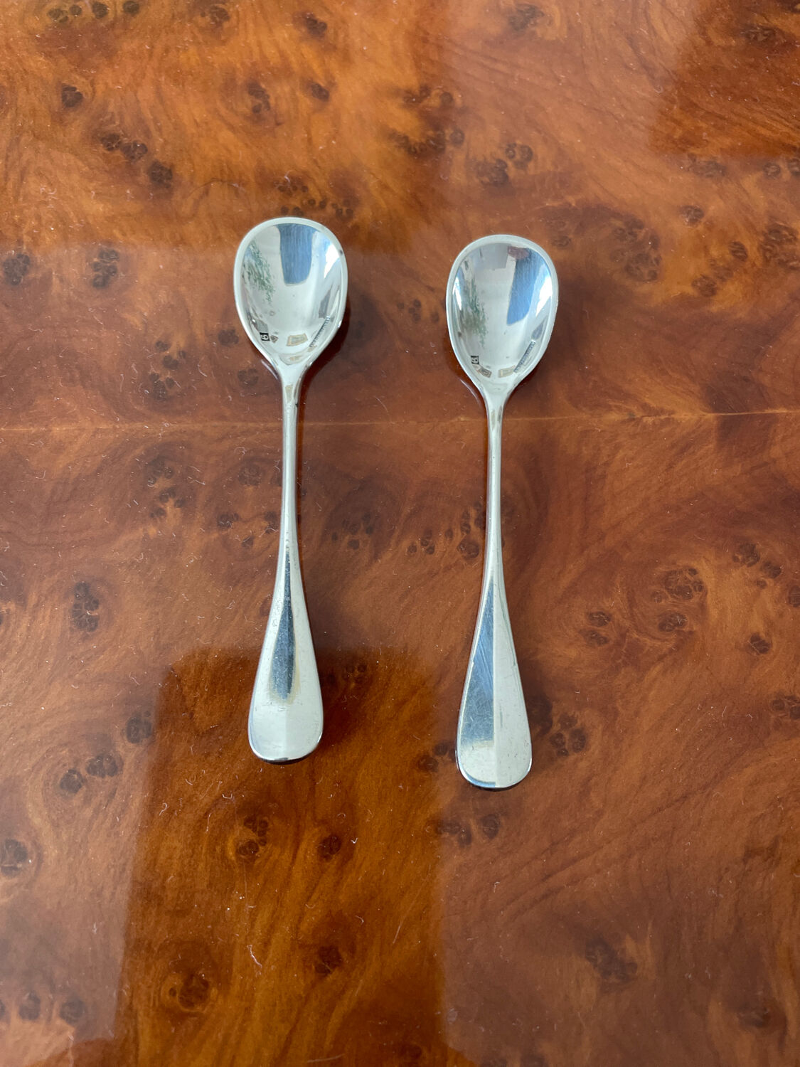 Duo of small salt spoons silver metal.