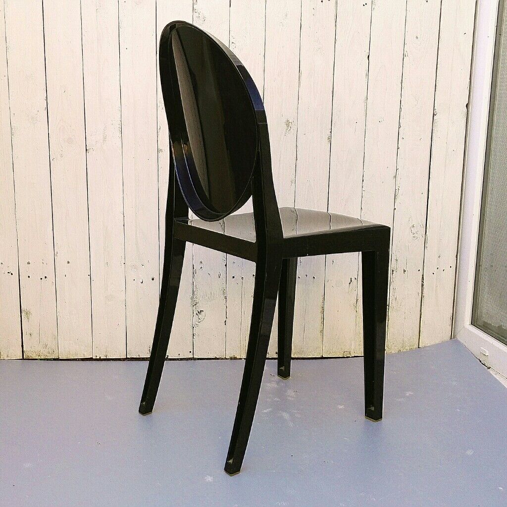 Pair of chairs Victoria Ghost kartell design PH. Starck