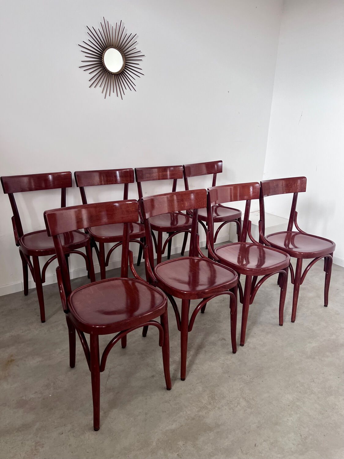 Set of 8 vintage 70s curved varnished wood bistro chairs
