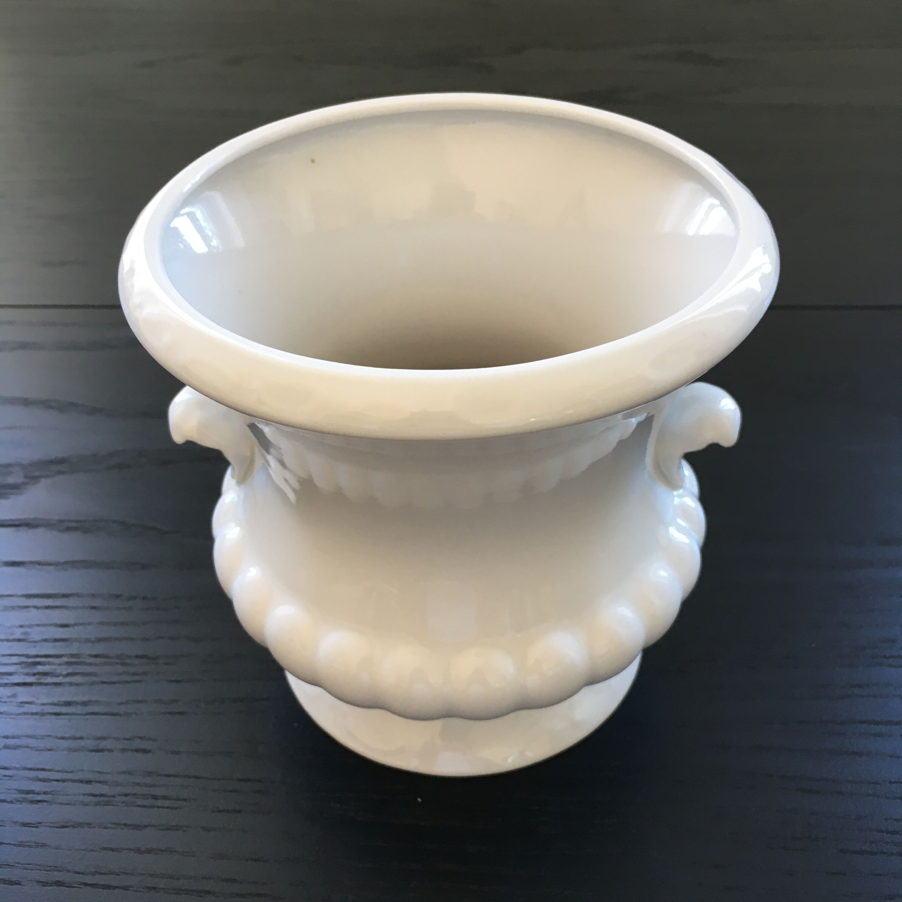 Medici style white pot cover