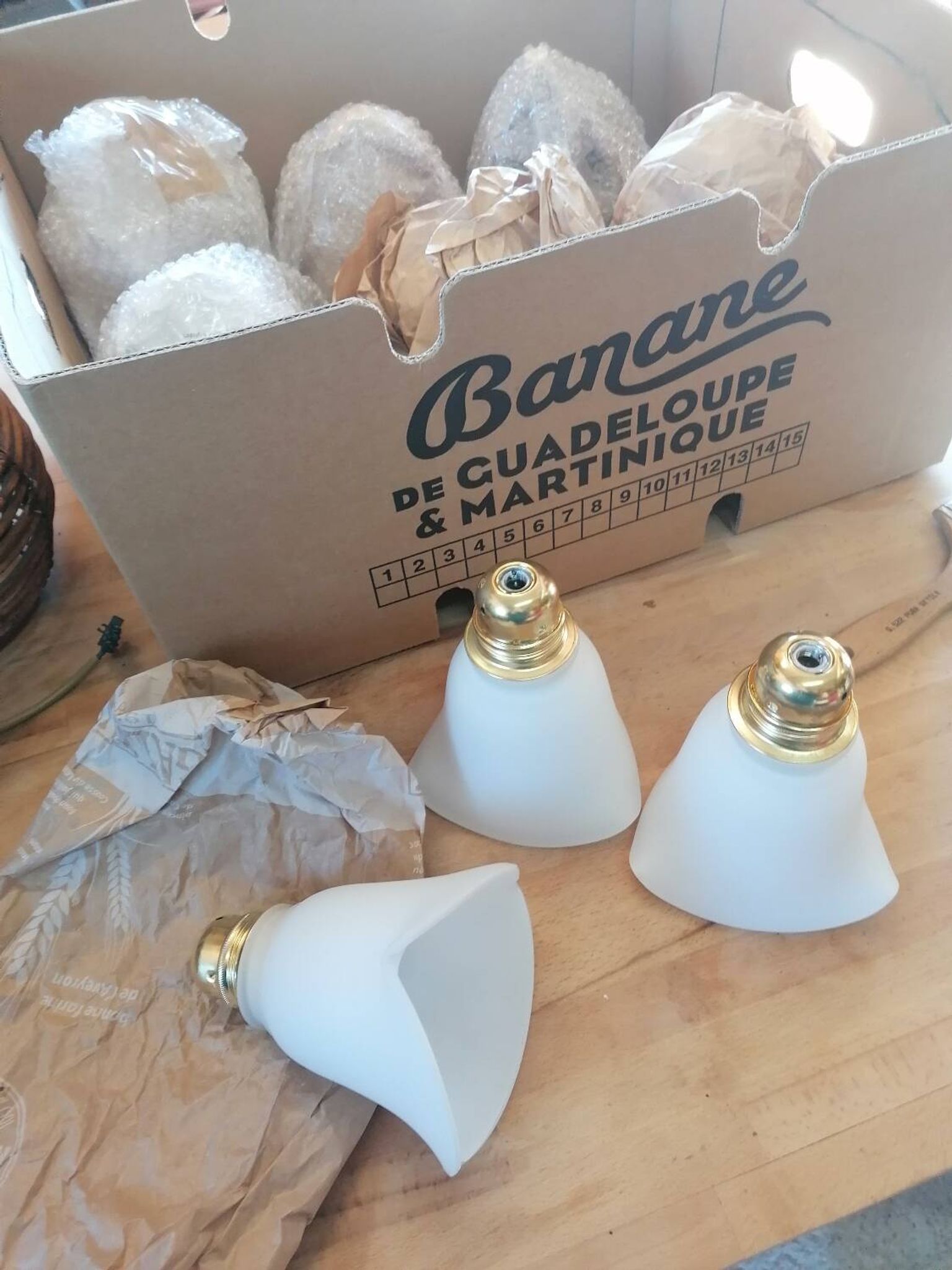 Lot de 3 tulipes baladeuses suspensions vintage en verre