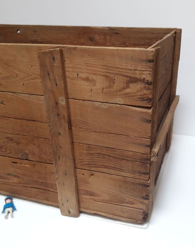 Transport box
