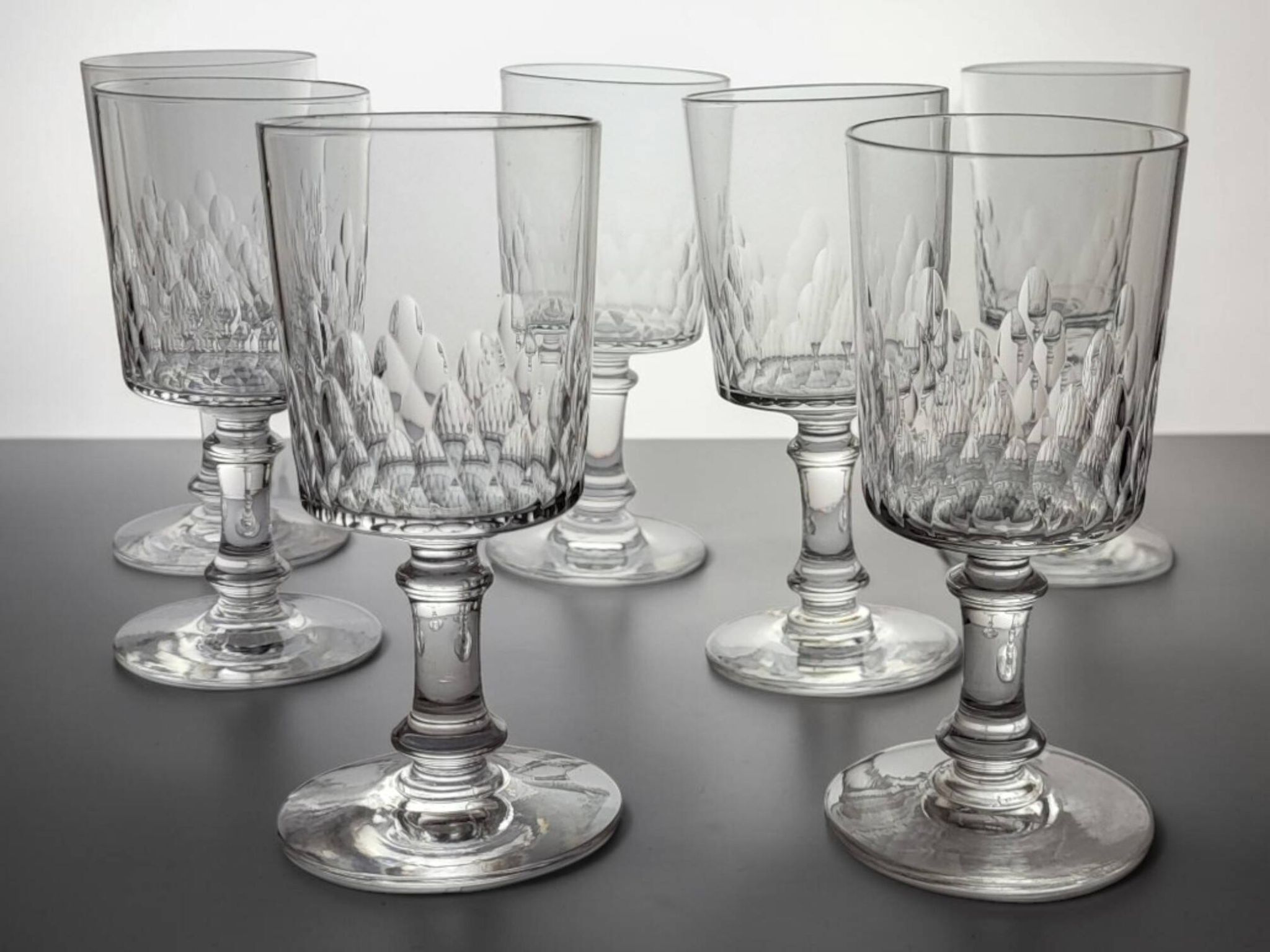 Baccarat - 7 wine glasses model Richelieu-Champigny