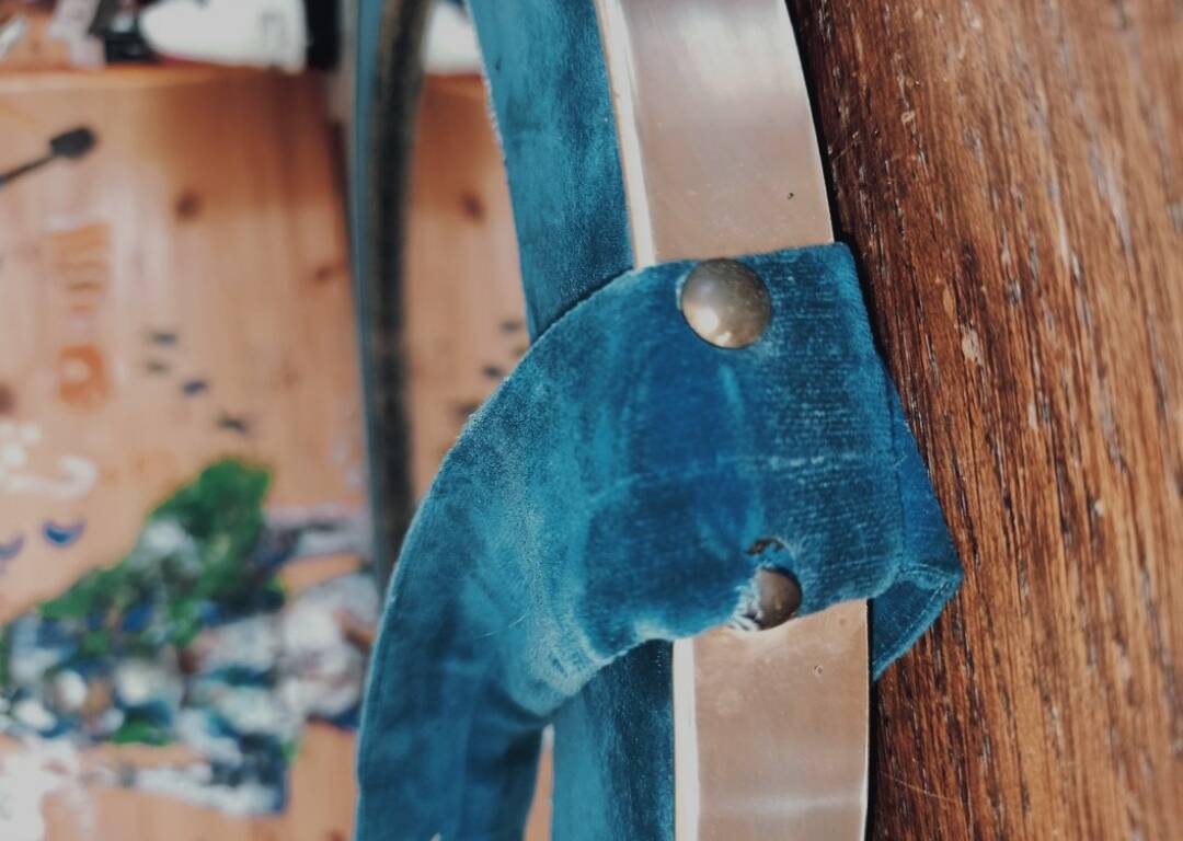 Vintage round mirror - Blue and gold velvet