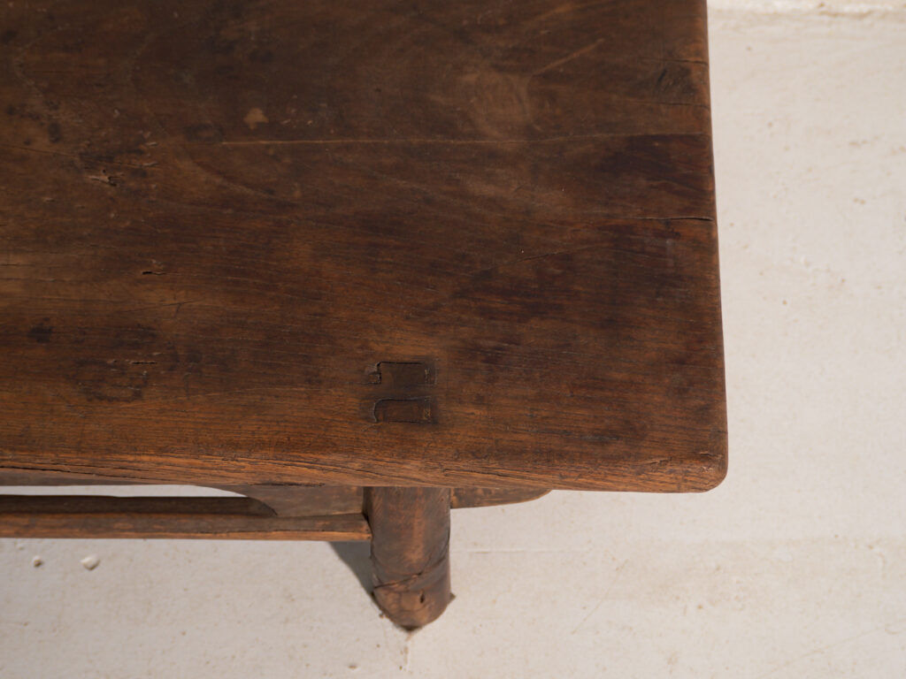 Antique elm wood coffee table – China, circa 1900