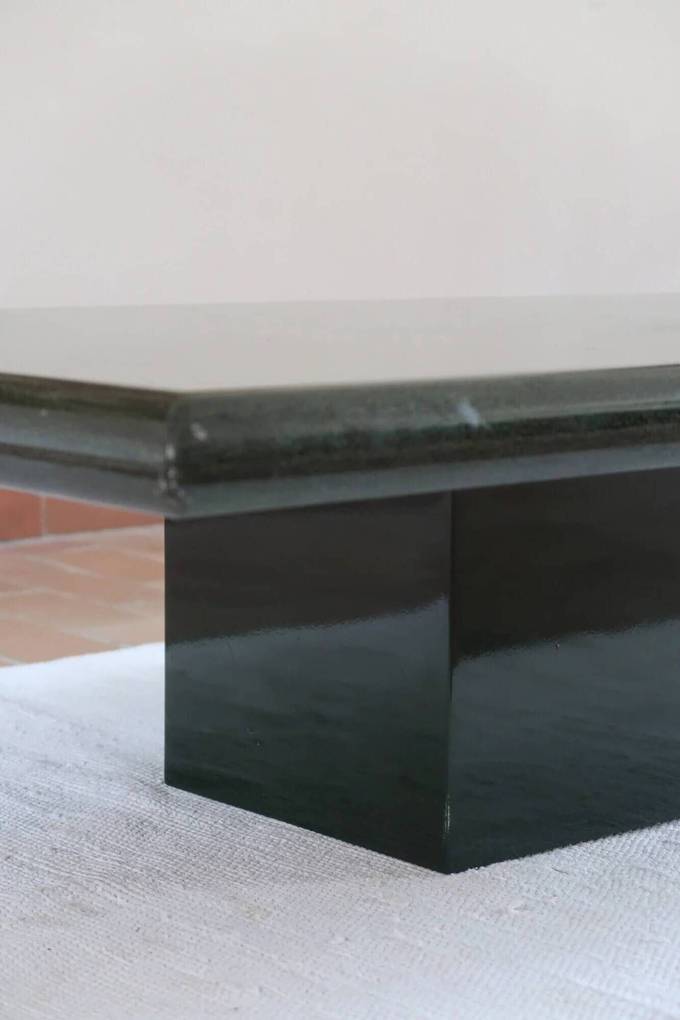 Green coffee table attributed to Jean-Claude Mahey, Roche Bobois.