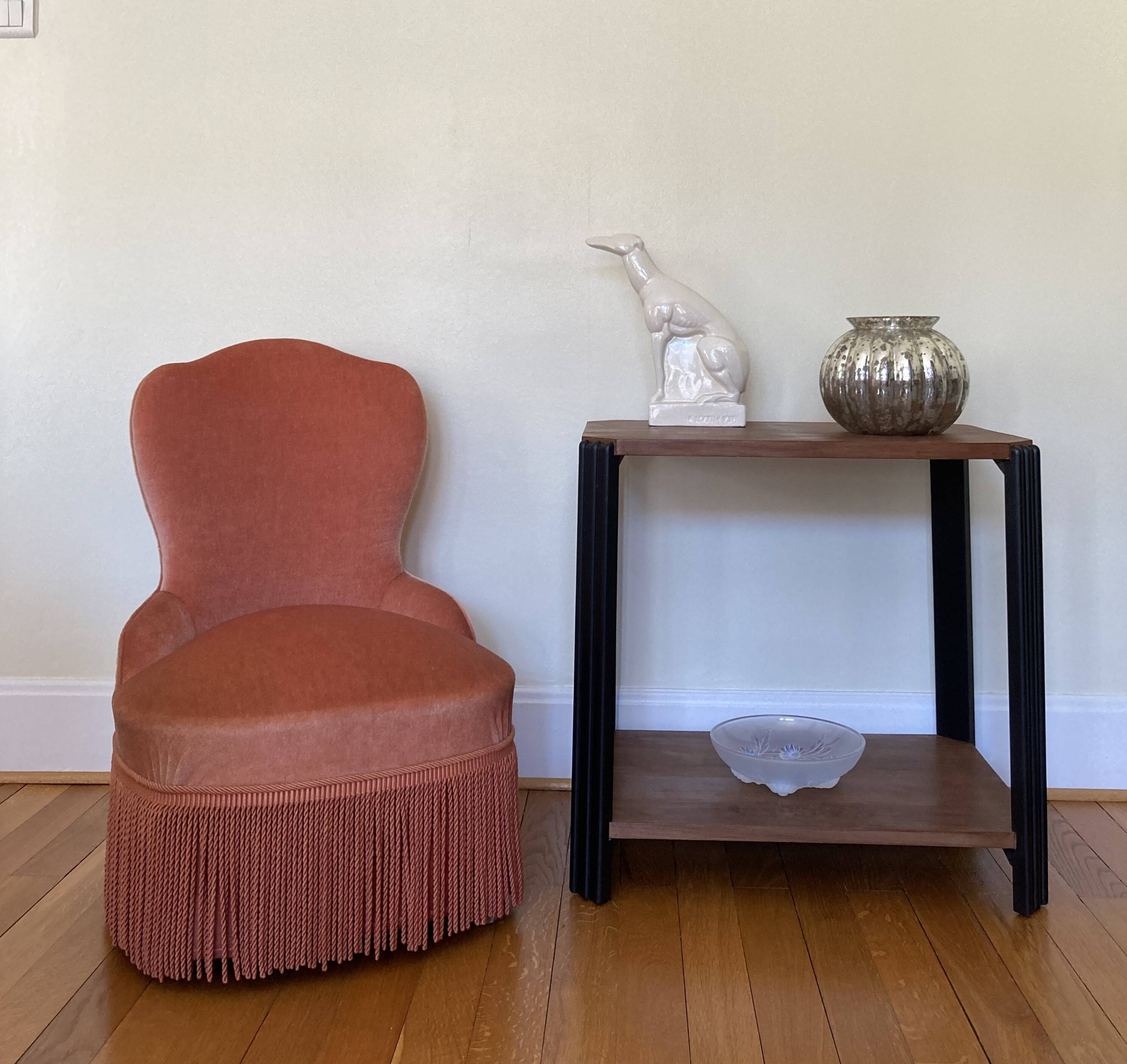 Fauteuil chauffeuse vintage velours saumon