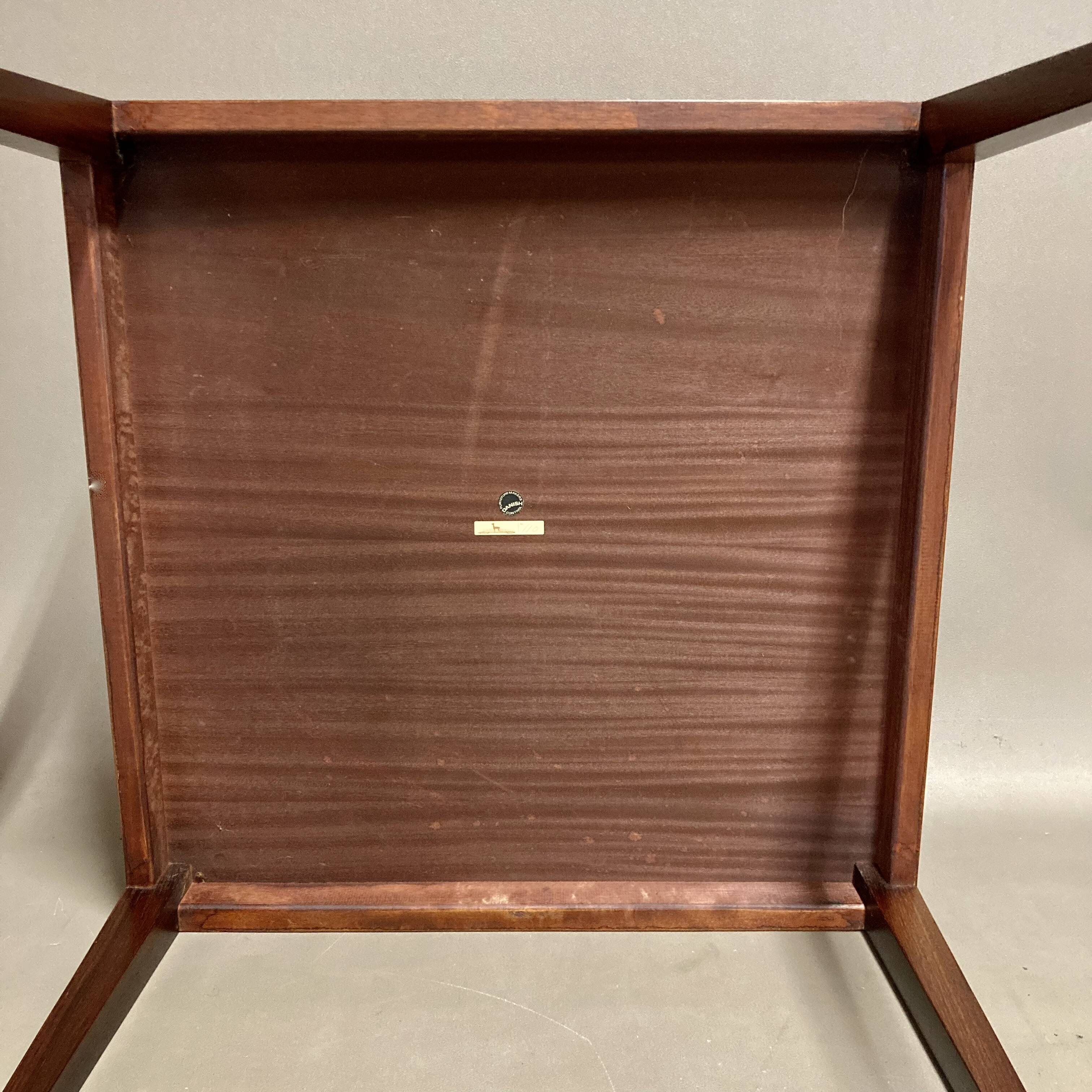 Scandinavian design coffee table from the 1950s, "Severin Hansen".